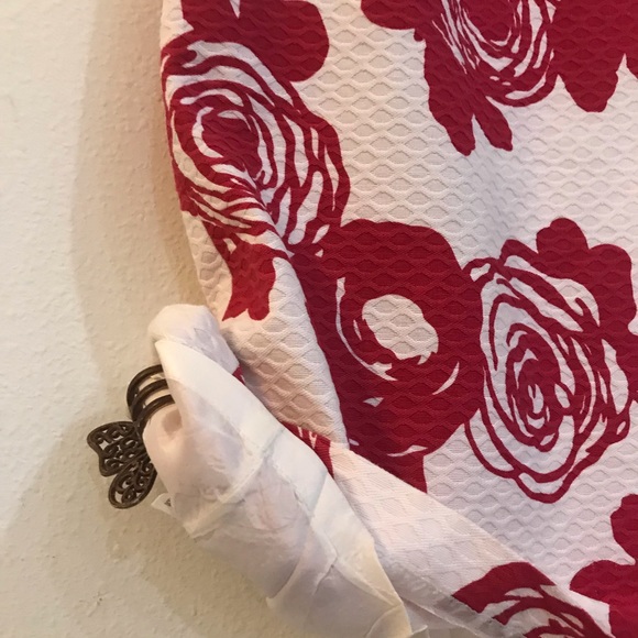 Sleeveless Rose Print A Line Dress by Ann Taylor - Picture 2 of 5